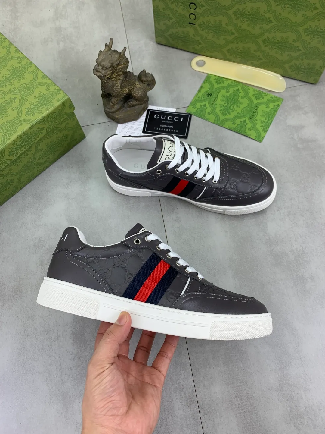 Men's shoes 💰P420 💰[New style]🆘 The latest model from Gucci GUCCI official website🎁Classic casual and fashionable men's shoes👟Best model💥The style is simple and elegant, exclusive for trendy men. Unique official website latest brand elements👑Gucci original decoration, fashionable and generous, original soft calfskin fabric➕Comfortable soft first-layer pigskin lining ✅The official website specifies the wear-resistant casual outsole, the classic model is taken in kind🎬Color: 4️⃣colors available😍Number: 38-44